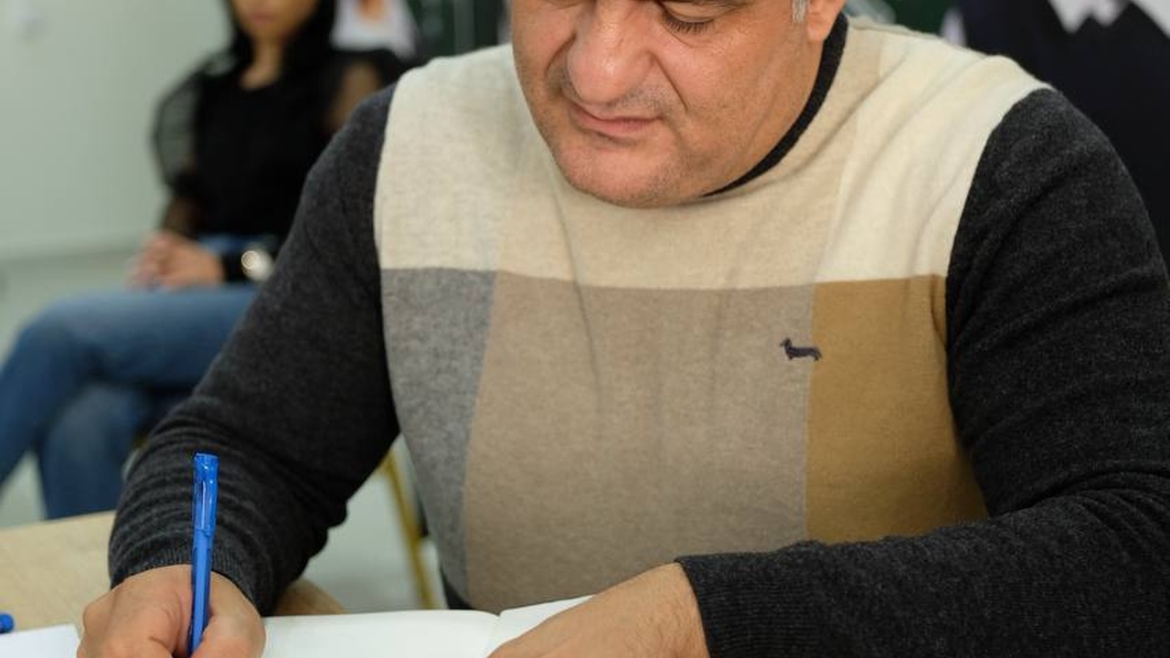 Կաթնամթերքի հետ անմիջապես աշխատող և նախաձեռնողականությամբ աչքի ընկնող լավագույն աշխատակիցների այց Կաթնամթերքի գործարան և հանդիպում Գլխավոր տնօրեն Դավիթ Երեմյանի հետ ։